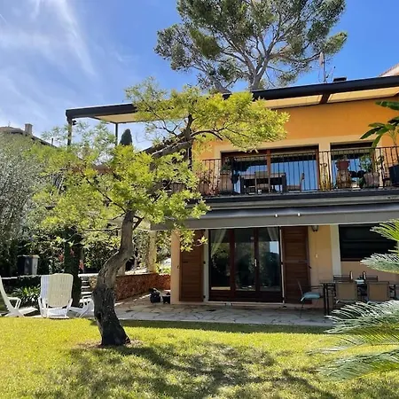 Charming * Saint-Jean-Cap-Ferrat